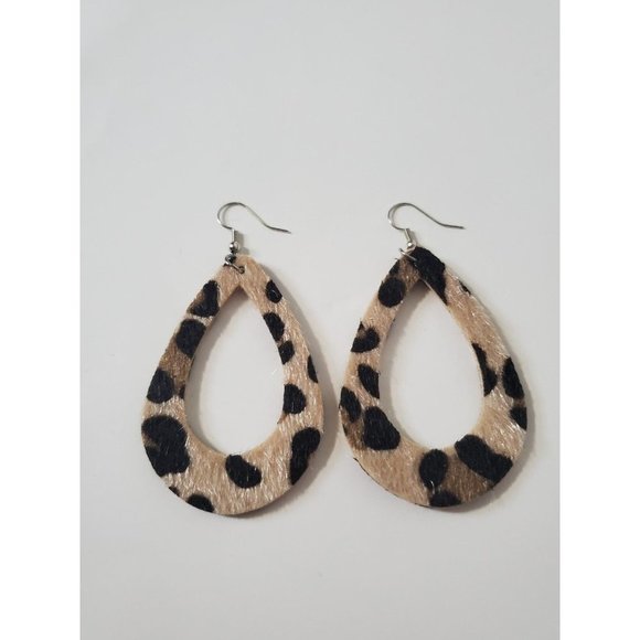 Jewelry - Furry Teardrop Leopard Earrings